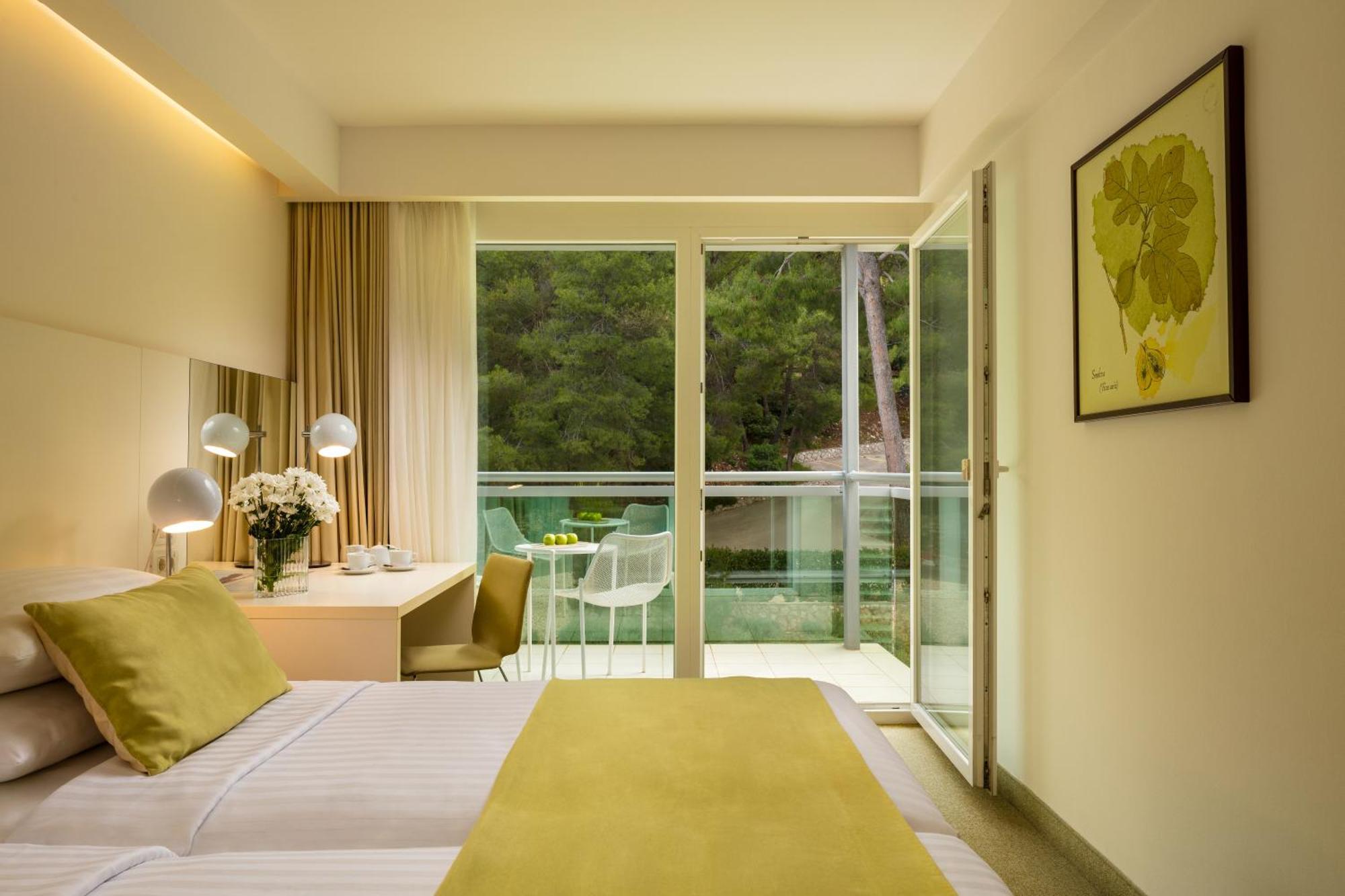 Standard Zweibettzimmer mit Balkon